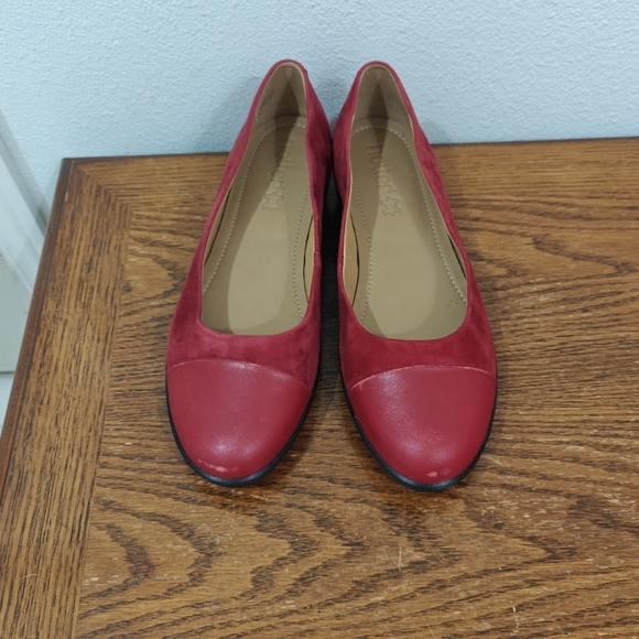 Hotter Angel Loafer Suede Size US 10 UK 8 Flats Red Hot England Coquette - Picture 2 of 10